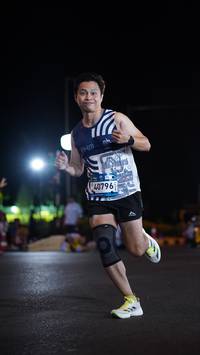 BIB: 40796
                            <button type="button" onclick="openModal(23150000)" class="btn btn-primary btn-sm float-right btn-popup" data-toggle="modal" data-target=".modal-high-quality">
                        <i class="fas fa-shopping-cart"></i> Add to Cart
                    </button>
                                            <button type="button" onclick="isThisMe(23150000, true)" class="btn btn-success btn-sm float-right btn-popup btn-isme hidden" data-toggle="tooltip" data-placement="bottom" title="นี่คือรูปของคุณใช่ไหม คลิกที่นี่เพื่อเอาเข้าอัลบั้ม">
                        <i class="fas fa-plus"></i> Add to album
                    </button>
                    <button type="button" onclick="isThisMe(23150000, false)" class="btn btn-warning btn-sm float-right btn-popup btn-isnotme hidden">
                        <i class="fas fa-ban"></i> Remove from album
                    </button>